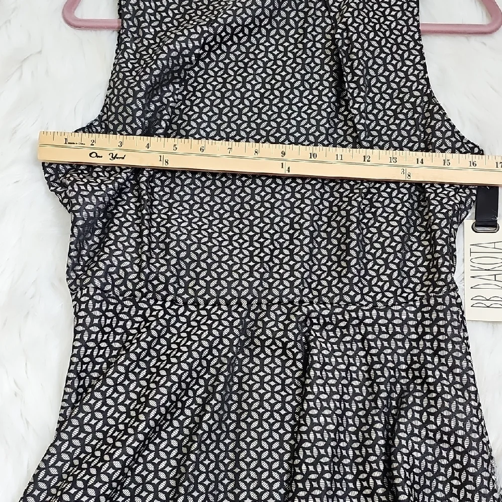 BB Dakota Monochrome Patterned Dress - Picture 6 of 15